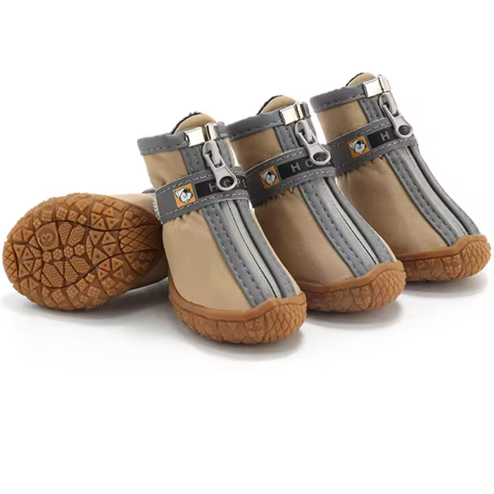 Zapatos con suelas antideslizantes para perros - 1