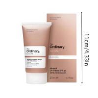Refrescante no graso para hombres y mujeres Control de aceite Protector solar UV 50 ml Piel iluminadora e hidratante - details 2