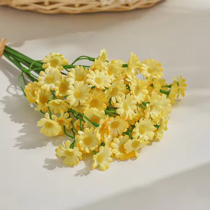60 cabezas de margaritas artificiales, pétalos de seda, accesorios para fotos, flor de simulación de manzanilla, crisantemo sintético Multicolor - 1