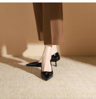 Zapatos de tacón de aguja puntiagudos de charol versátiles clásicos - details 10