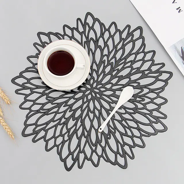 4 Uds. Mantel Individual de PVC bronceado con flor de hibisco, 38cm - 1