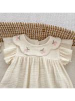 Pelele bordado floral con mangas con volantes de algodón para niñas de 0 a 2 años y diadema a juego, traje adorable y cómodo para bebés - details 5