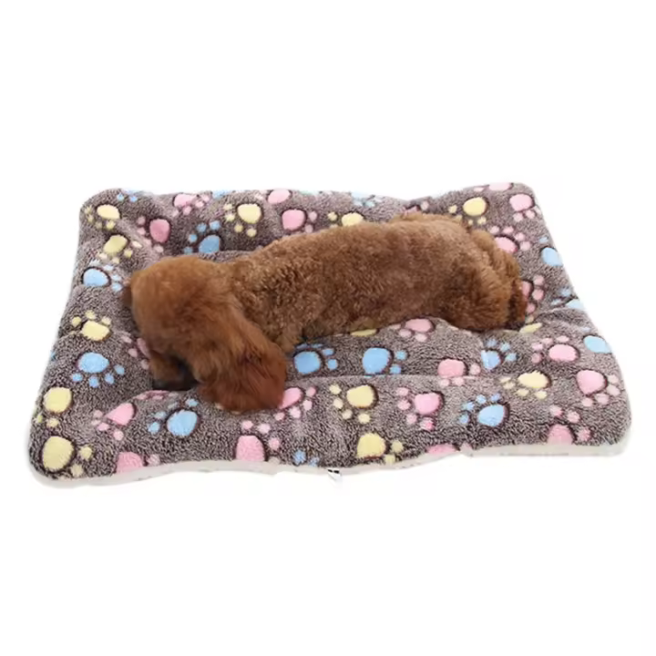 Alfombrilla de felpa gruesa para mascotas, cómoda al tacto, lavable, adecuada para sofá, cama de viaje - 1