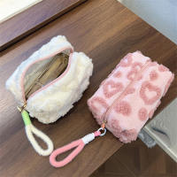 Bolsa De Maquillaje De Peluche Con Manija Organizador De Viaje Estuche De Cosméticos Suave Estampado De Amor Bolso De Lápices Lindo Y Portátil - details 3