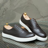 Zapatos casuales de cuero para hombre, zapatos de hombre de moda versátiles con cordones de piel de vaca. - details 0