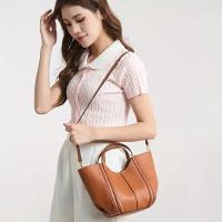 Elegante Bolso de Mano Minimalista Bolso Cruzado Versátil con Cierre Magnético - details 1