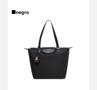 Bolso de hombro de cuero suave y versátil para mujer, bolso de mano de gran capacidad a la moda. - details 8