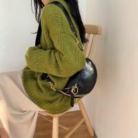 Bolso Cruzado de Cuero Falsio Elegante Correa de Cadena Chic, Diseño Sólido, Cierre de Cremallera, Perfecto para Uso Diario, Viajes y Actividades al Aire Libre - details 5