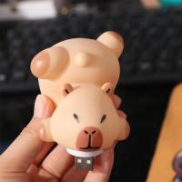 Bonita capibara, luz nocturna USB, lámpara con enchufe USB de dibujos animados de plástico, lámpara de ambiente pequeña USB práctica marrón, regalos para niños - details 2