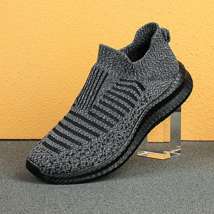 Zapatos informales transpirables para hombre, zapatos ligeros para caminar al aire libre, zapatillas antideslizantes para hombre, zapatos planos vulcanizados sin cordones 2023 - 1