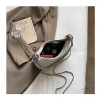 Nueva Textura Rombo Cadena Textura Bolsa Nueva Marea De Las Mujeres De Moda Crossbody Bolsa Ligera De Lujo Bolsa De Hombro - details 15
