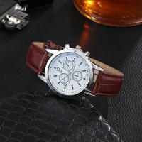 Reloj de hombre de regalo de cuarzo con banda de acero de tres ojos de cristal claro azul colorido - details 9