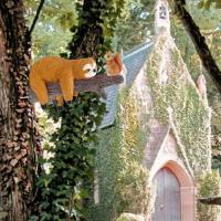 Perezoso de resina y árbol de ardilla colgante, bonitos adornos creativos de animales, estatua impermeable, exquisitas decoraciones para árboles, colgante para el hogar - details 10