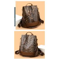 2025 nueva tendencia de moda mochila con estampado de leopardo simple mochila antirrobo de gran capacidad de viaje versátil informal para mujer - details 17