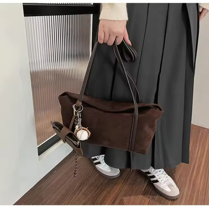 Bolso Hobo de Ante con Asa de Moda Bolso Cruzado de Hombro a la Leva con Diseño de Crescenta - 1