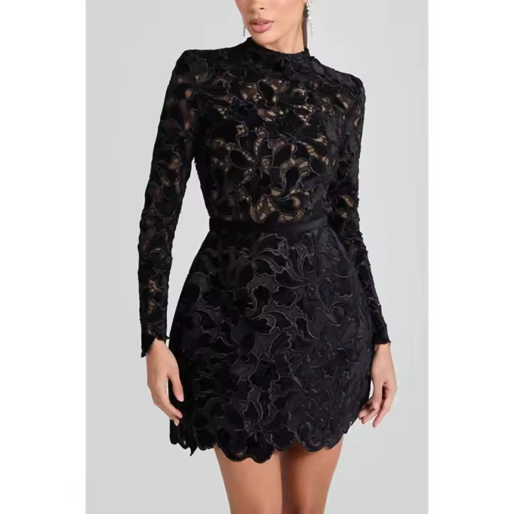 Elegante Vestido Corto para Mujer Manga Larga, Ajuste con Encaje Floral, Detalles de Escote - 1