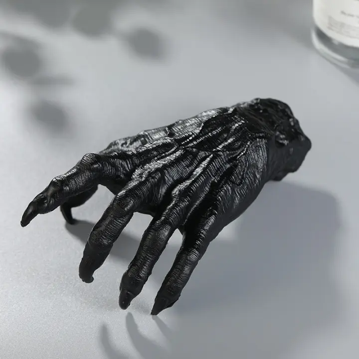 Manos fantasma decorativas para Halloween, artesanías de resina, gancho de garra del diablo, suministros decorativos para casa encantada, adornos creativos - 1