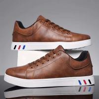 Zapatos deportivos bajos impermeables de tendencia casual para hombre de cuero nuevo de gran tamaño - details 2