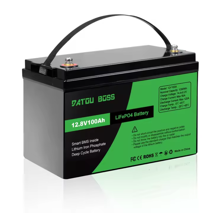 Batería LiFePO4 de 12V 100Ah DATOUBOSS 1280Wh de Potencia, BMS Mejorado a 100A, Ciclos Profundos de 8000-15000, Soporte en Serie/Paralelo para Autobús, Panel Solar, Barco, Hogar - 1