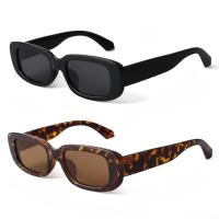 Gafas de Moda Rectangulares Retro para Mujeres - Montura Cuadrada Estrecha al Estilo de los Años 90, Material Brillante de PC, Gafas Elegantes con Protección UV para Conducir y Actividades al Aire Libre, Anteojos de Conducción |   Aspecto Vintage - details 0