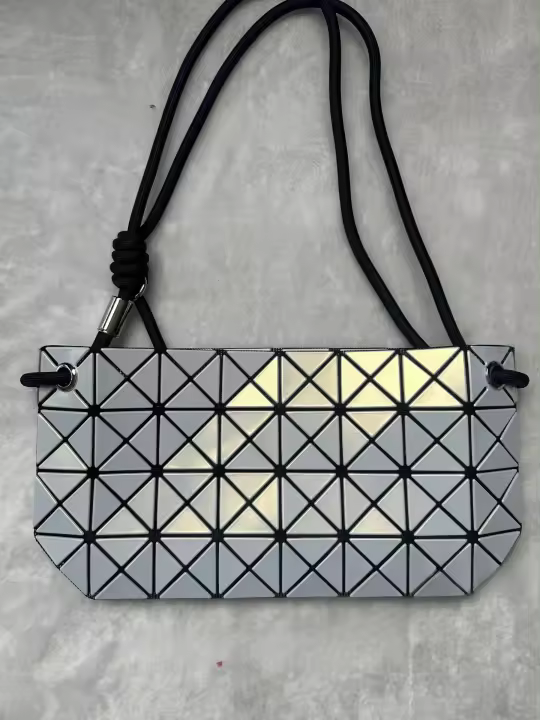 Bolso de tofu nuevo con cordón de diamantes geométricos. Elegante y sencillo bolso bandolera. - 1