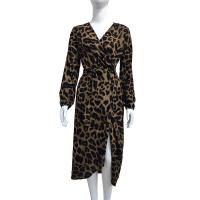 Vestido irregular de punto con tirantes de cintura alta y gasa con cuello en V y estampado de leopardo - details 19