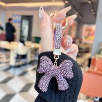 LLavero de lazo de diamante con diamantes de imitación para mujer, colgante con lazo de cristal coreano, creativo, con lazo de diamantes de imitación - details 13