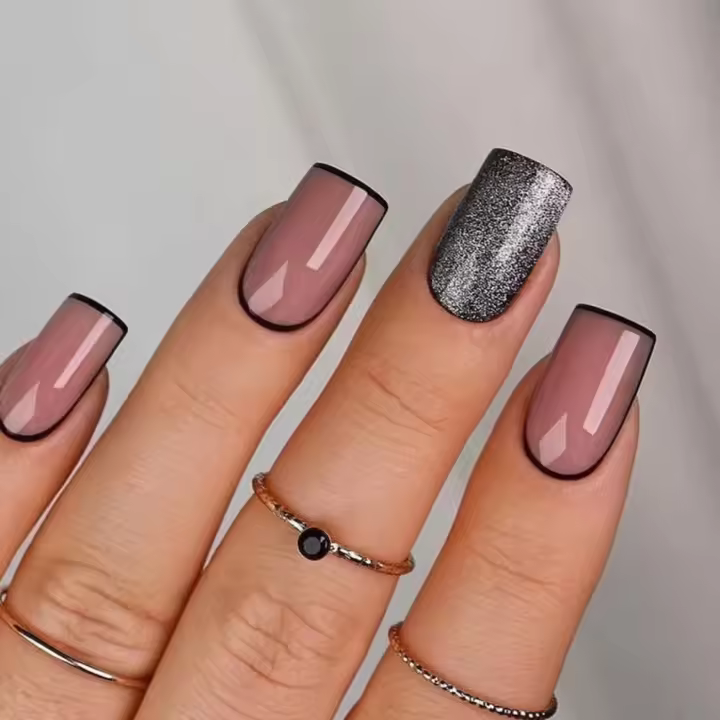 24 piezas/caja Uñas postizas francesas arcoíris con patrón de corazón blanco Uñas postizas largas cuadradas cubiertas de plástico para manicura - 1