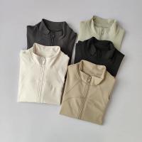 Traje de Yoga de Alta Gama Collar Alto Deportivo Abrigo Largo A prueba de viento para Correr y Entrenar Camisetas y Topes de China - details 21