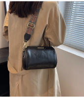 Bolso de mensajero de hombro versátil, nuevo, moderno y versátil, casual. - details 16