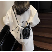 Bolso Tejido de Moda 2025 Bolso Cruzado Versátil para Mujeres Bolso de Verano en Alta Venta - details 28