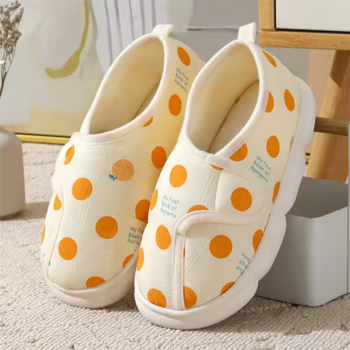 Nuevos zapatos de confinamiento con velcro, pantuflas de algodón posparto para interiores con suela blanda para maternidad - 1