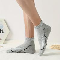 3/6 Pares de Calcetines Deportivos para Hombres, Malla Transpirable con Diseño de Letras, Poliéster 100.00%, Tejido de Punto, Peso 90g/ ㎡ , Lavar a Mano o Limpiar en Seco, Diseño de Rayas para Uso Diario y Competencias Deportivas, Calcetines Deportivos | - details 4