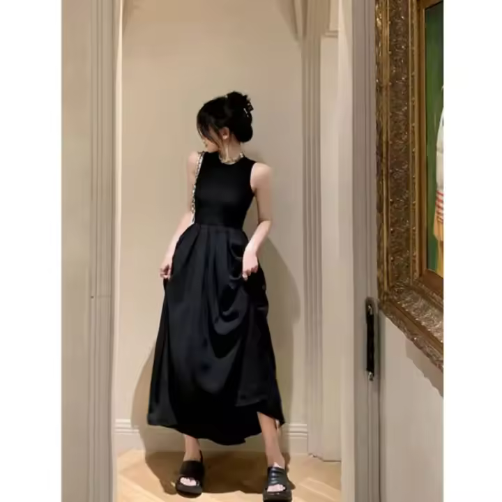 Vestido largo por debajo de la rodilla a la moda, vestidos negros Vintage con espalda descubierta y corte calado, Vestido de mujer de una pieza para verano 2024 - 1