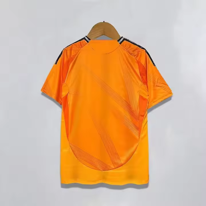 2024-2025 Kit de entrenamiento visitante del Real Madrid kit de personalización del equipo - 1