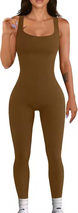 Traje Deportivo para Mujer - Malla Enteriza Sin Costuras y Ajustada - 1