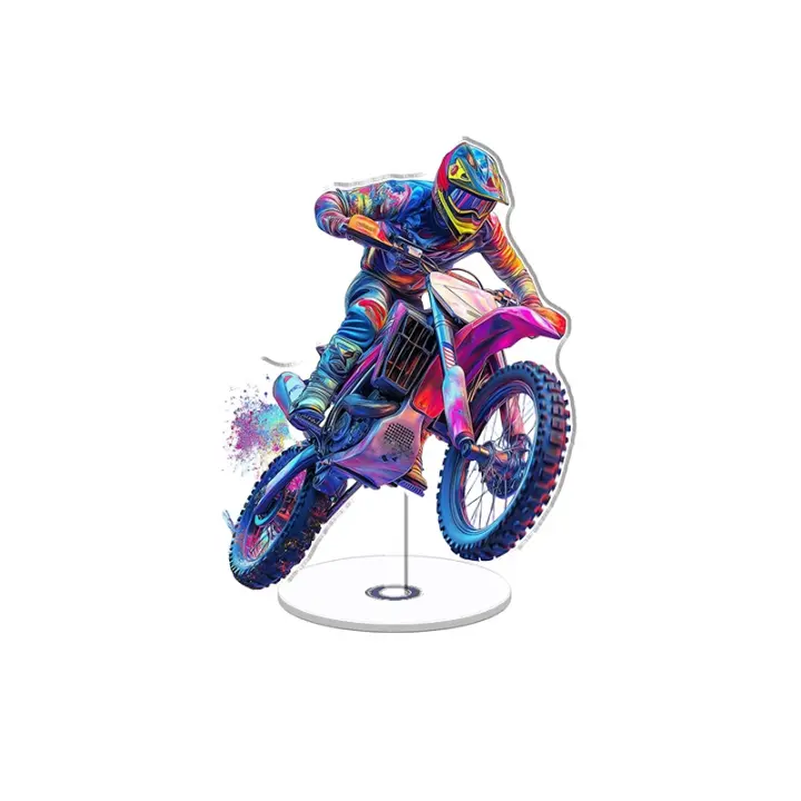 Exhibición acrílica giratoria que muestra a un motociclista con un equipo colorido realizando acrobacias en el aire con texturas vibrantes y movimiento dinámico sobre un fondo minimalista. - 1