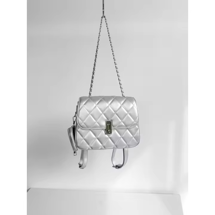 Nueva Mochila De Cadena Versátil Popular, Mochila De Viaje De Moda, Mochila De Mujer Con Hilo De Bordado De Diamantes - 1