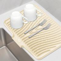 Tapete de silicona resistente al calor para escurrir platos, tamaño grande, antideslizante, tapete de cocina para escurrir platos, con abertura de desviación y pendiente para secar platos - details 4