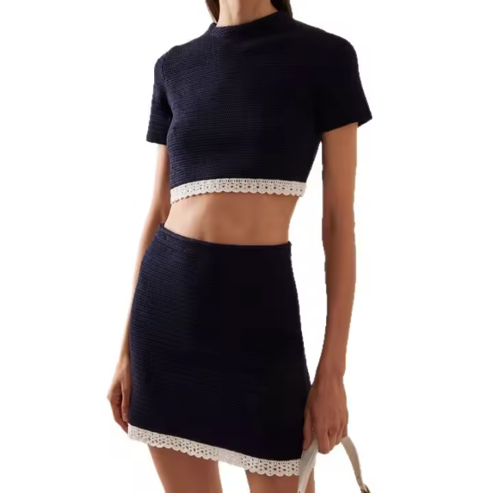 Conjunto corto elegante para mujer primavera-verano 2025 estilo casual europeo con falda de encaje diseño exclusivo y usable. - 1