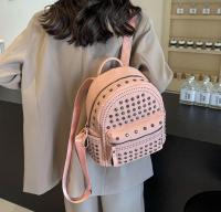 Mochila con remaches para chica, morral versátil y a la moda para viajes y ocio, 2024 - details 19