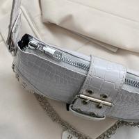 Bolso gótico de mujer retro con correa de cuero con cremallera, casual - details 9