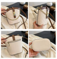 Bolso cruzado cuadrado pequeño y versátil, bolsa Premium de un solo hombro con cadena, novedad de 2024 - details 12