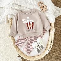 Conjunto de Ropa de Pequeña Niña Abrigo y Pantalones Thick Tracksuit con Bordado de Palomitas - details 2