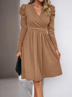 Vestido elegante de manga larga con cuello en V para mujer, ropa de calle de Color sólido, moda de viaje, otoño e invierno, 2023 - details 1