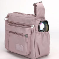 Bolso De Hombro Cruzado Para Mujer Impermeable De Nylon Estilo Moda Bolso Bandolera Con Solapa Cierre De Cremallera - details 9