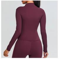 Ropa deportiva de moda para mujer, Top de Yoga con cremallera y manga larga con cuello alto y manga larga - details 11