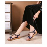 Elegantes Sandalias de Verano 2025 Boho con Strass Chanclas de Dedo de Cuero Genuino, Moda Playa y Fiesta, Diseño Exclusivo y Lujo - details 8