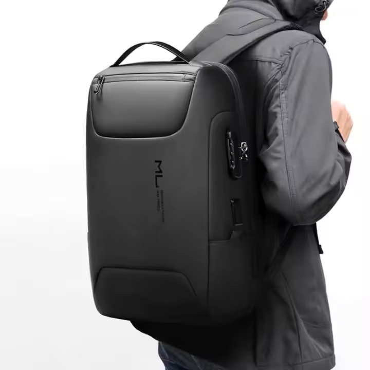 Nuevo bolso impermeable antirrobo de carga USB Mochira college para portátiles y mochilas de hombres - 1