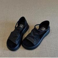 Cuero suave ~ Casual con aumento de altura y suela gruesa para mujer Sandalias versátiles impresionantes de verano - details 1